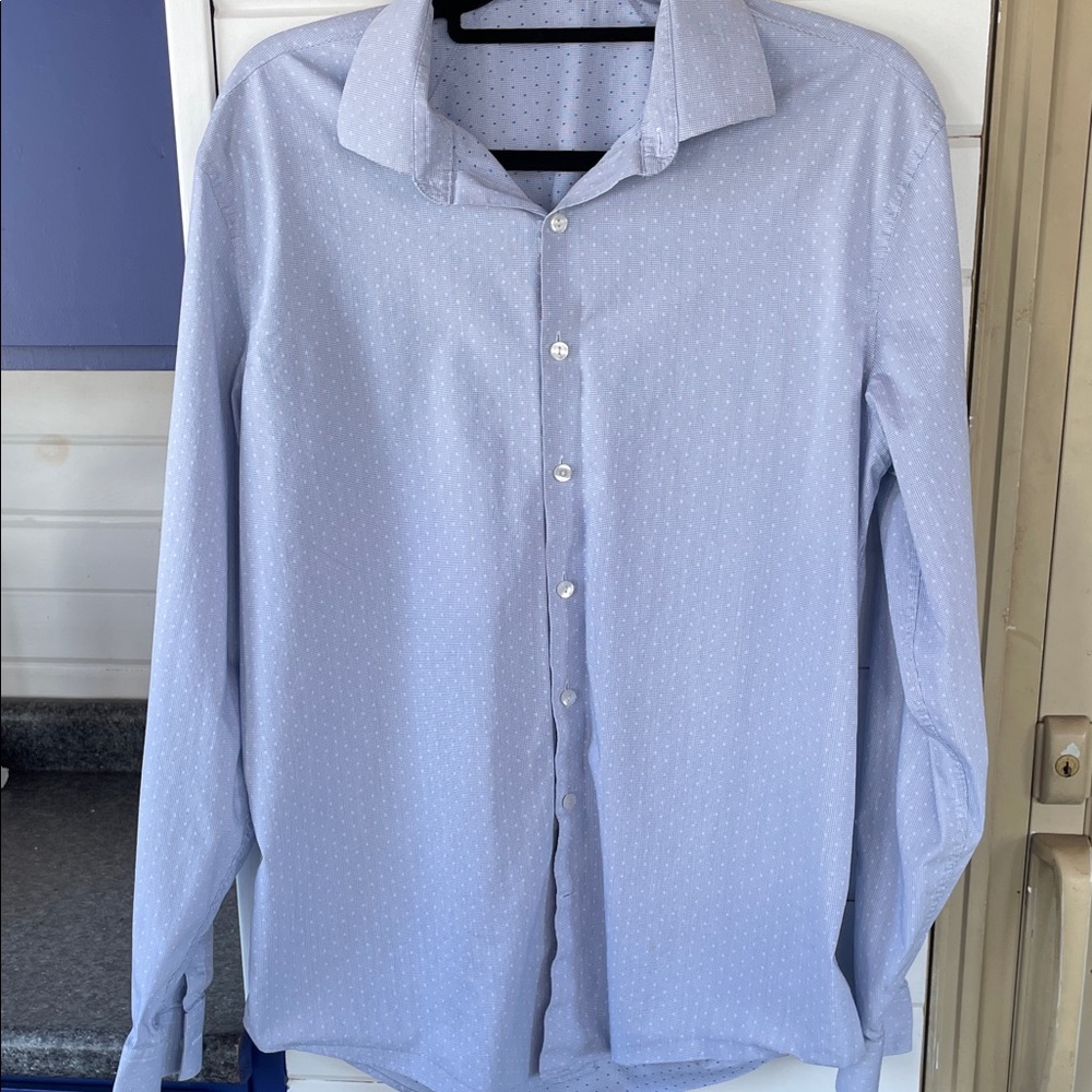 Kenneth Cole Light Blue Casual Button Down Shirt